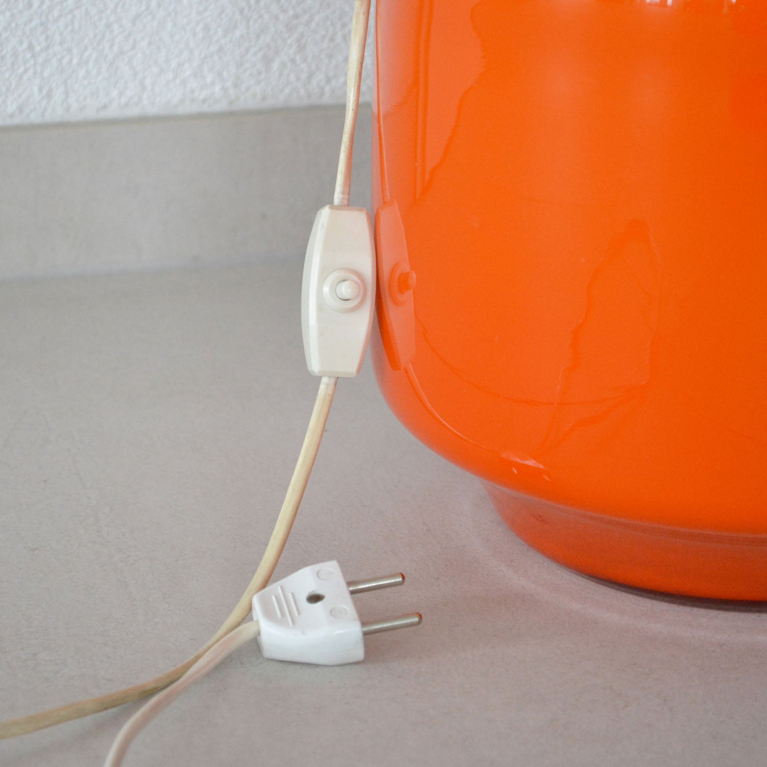 Grande lampe orange à poser au sol, vintage années 70