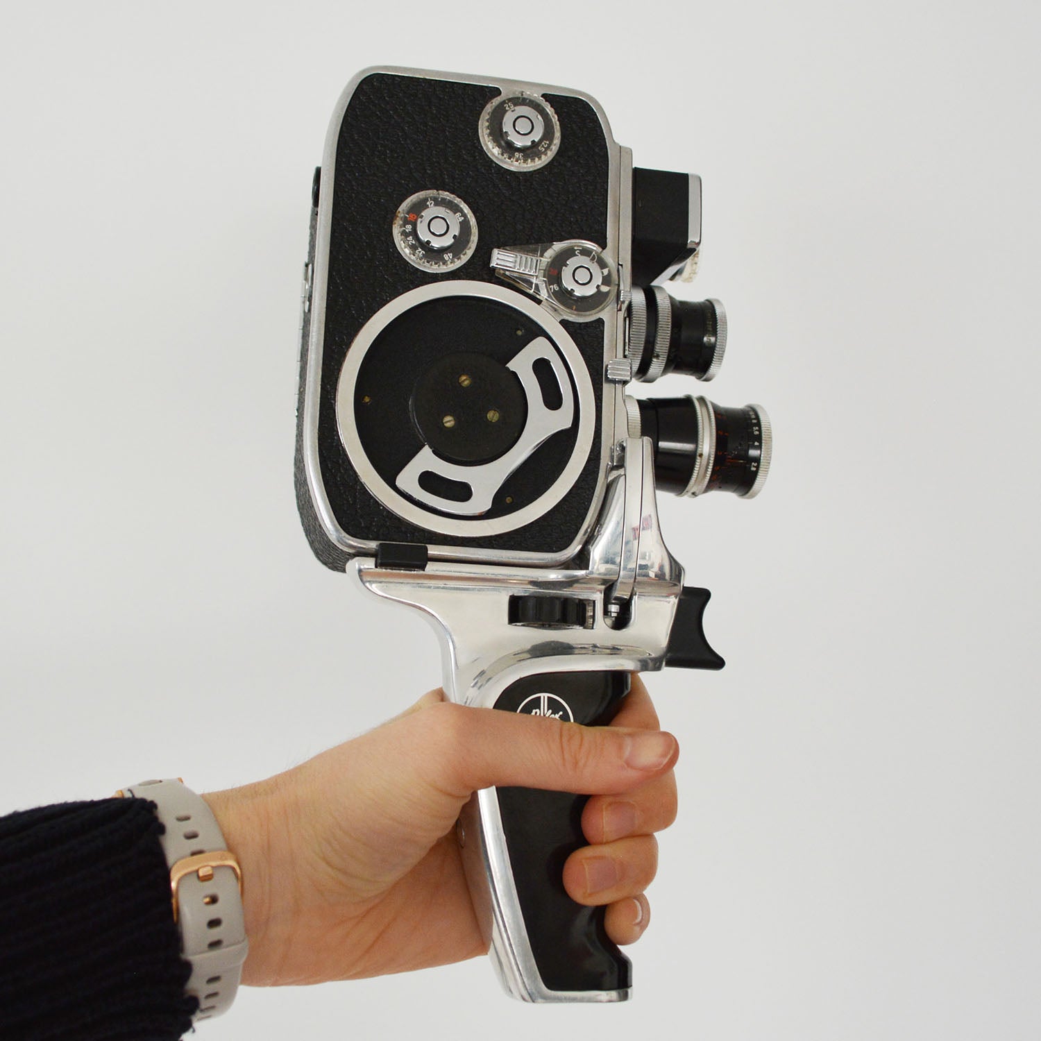 Caméra cinématographique Paillard Bolex B8L vintage des années 50 - prise en main