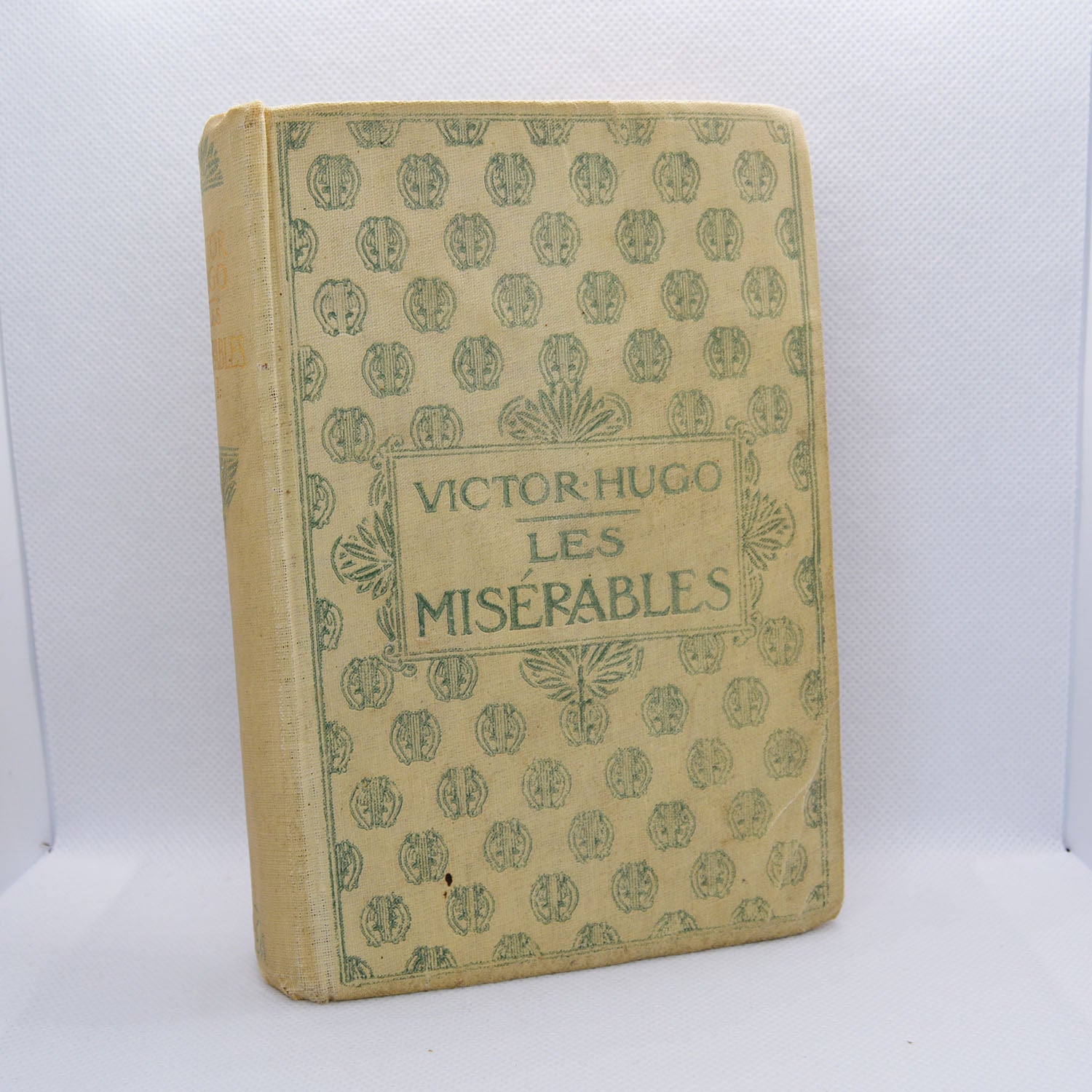 Livres "Les Misérables", 4 tomes, Victor Hugo