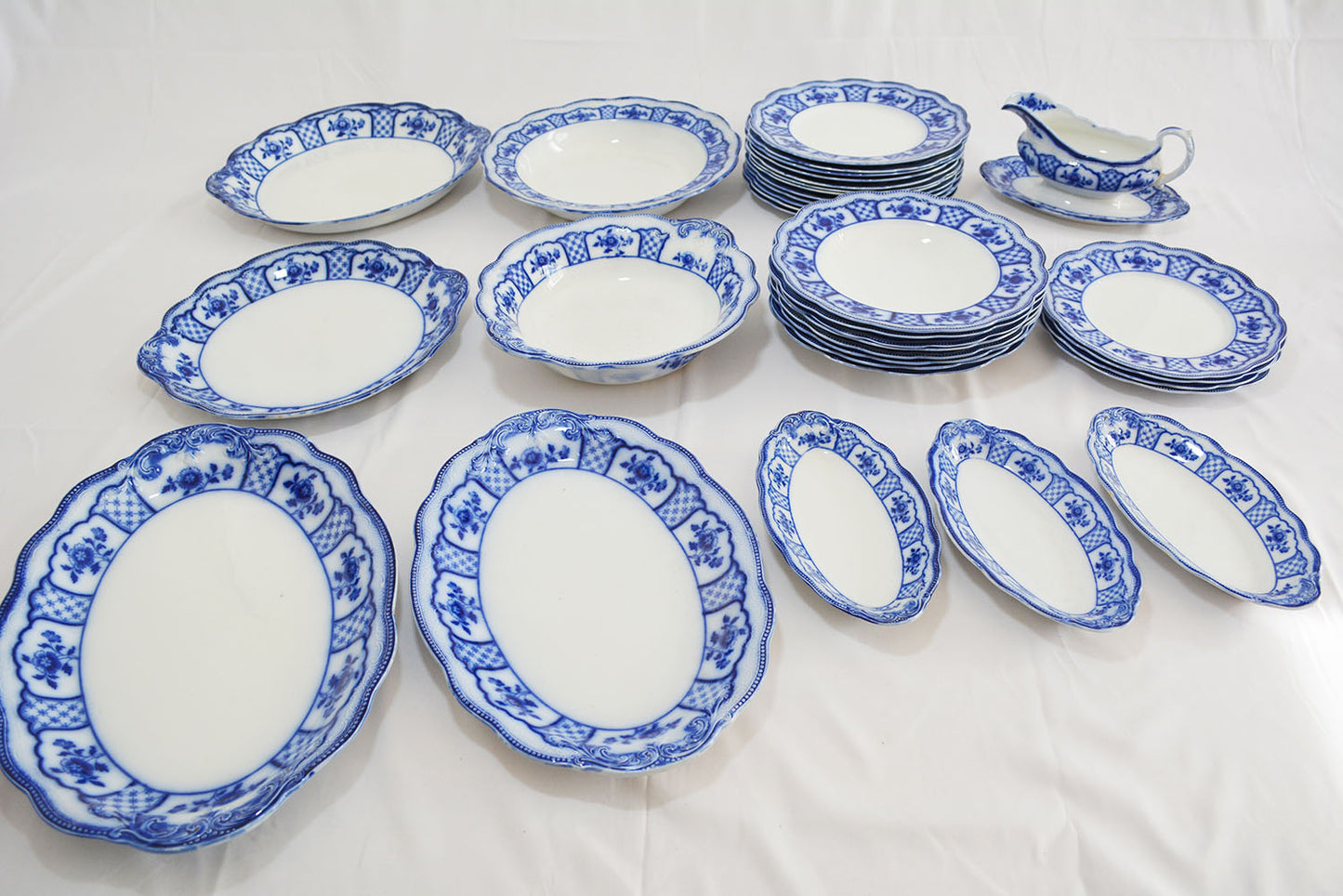Vaisselle ancienne W.H. Grindley, collection Melbourne, 19ème siècle