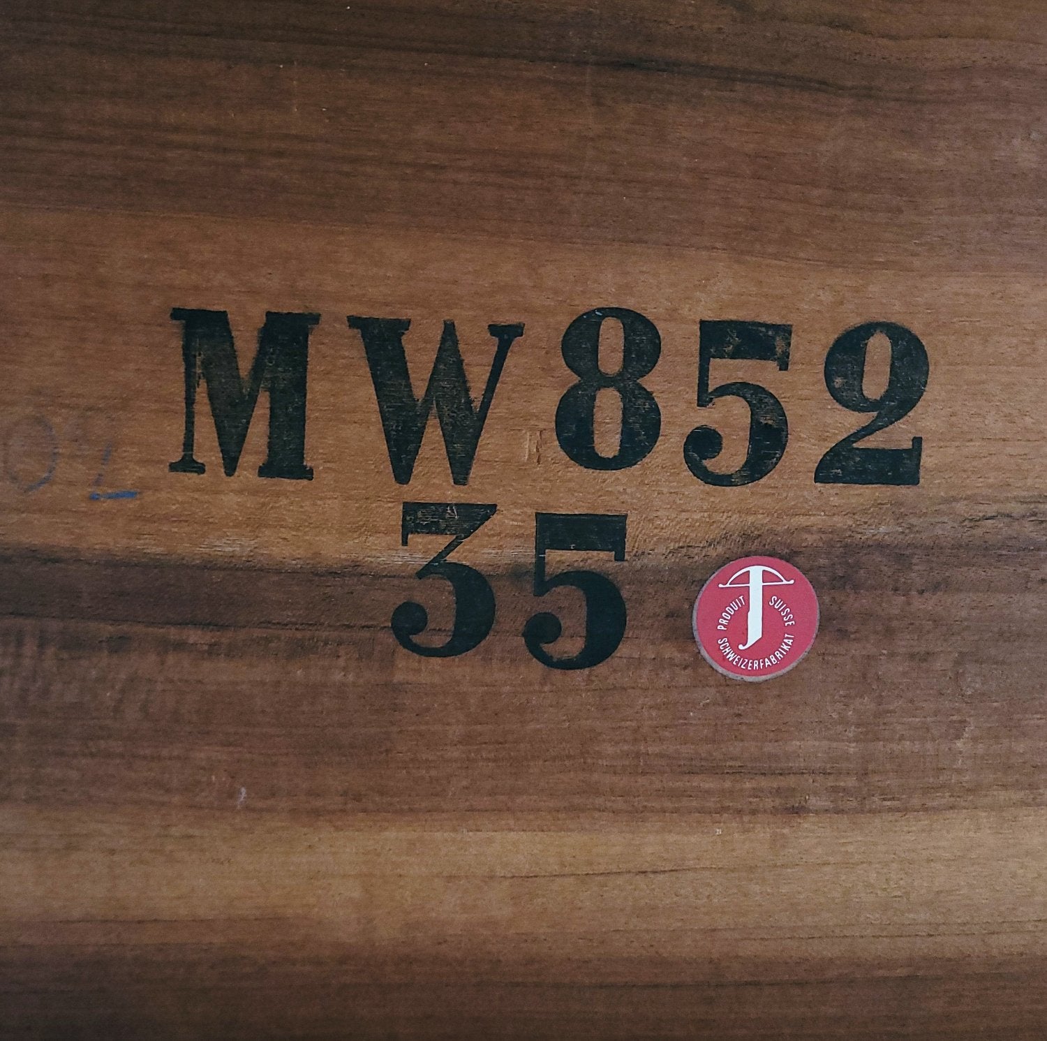 Table basse vintage années 60 - Produit Suisse